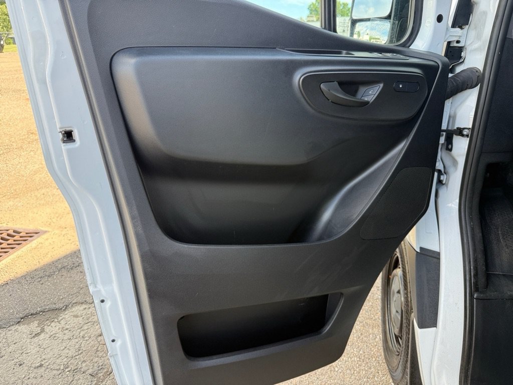 Used 2024 Mercedes-Benz Sprinter 3500 image 27