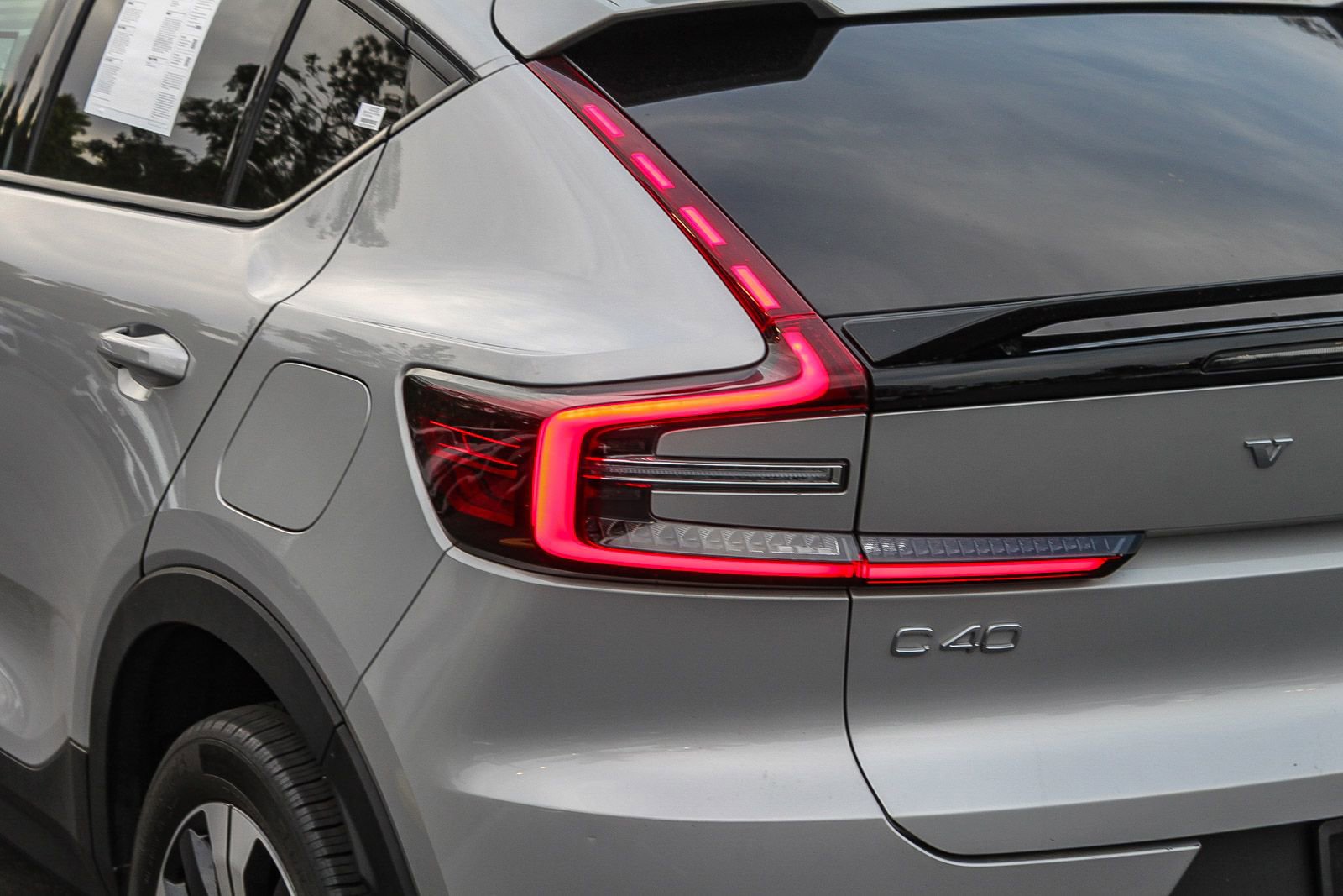 Used 2023 Volvo C40 P8 Recharge Plus AWD/4WD image 9