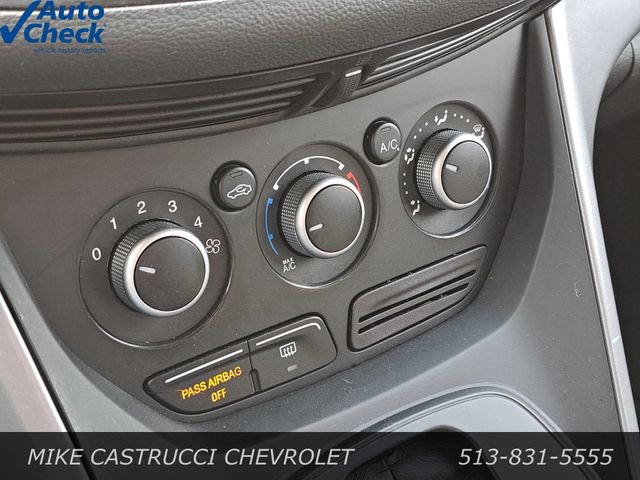 Used 2015 Ford Escape SE image 17