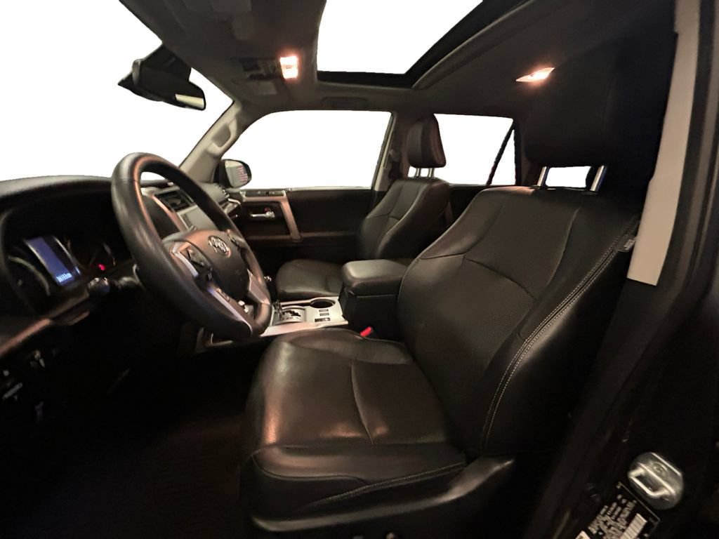 Used 2020 Toyota 4Runner Limited AWD/4WD image 9