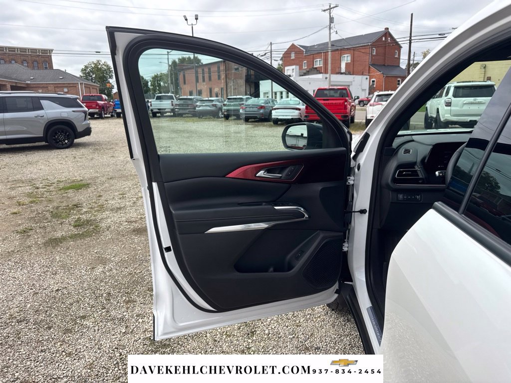 Certified 2025 Chevrolet Traverse Z71 AWD/4WD image 9