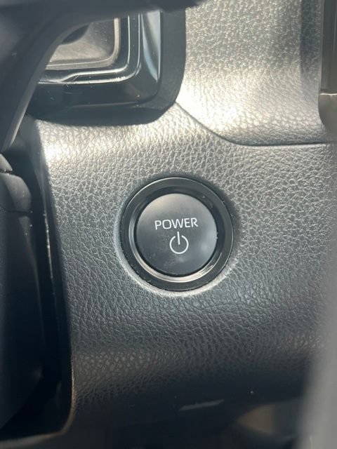 Used 2025 Toyota Camry LE FWD image 22