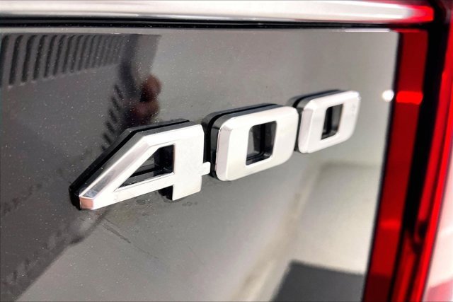 Used 2025 Cadillac XT6 Premium Luxury image 7