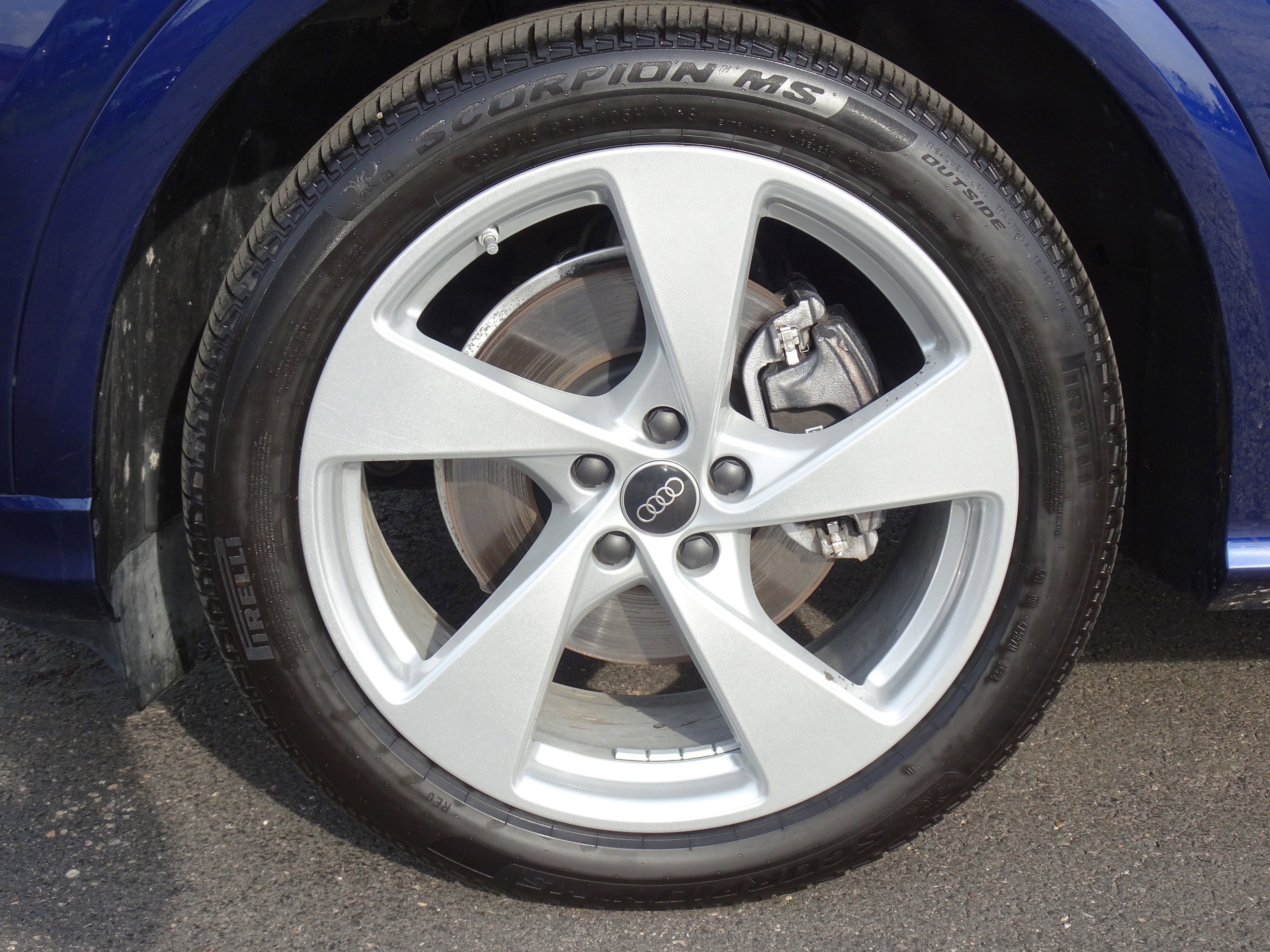 Certified 2025 Audi Q5 Prestige image 15