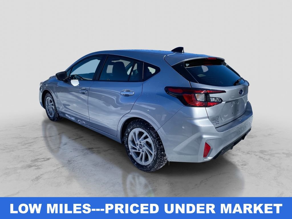 Used 2025 Subaru Impreza 2.0i image 3
