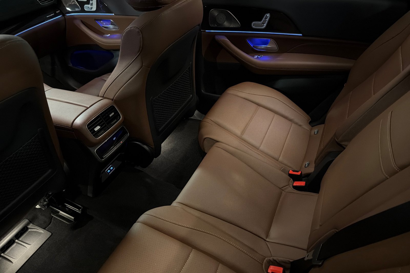 New 2026 Mercedes-Benz GLS 450 4MATIC image 11