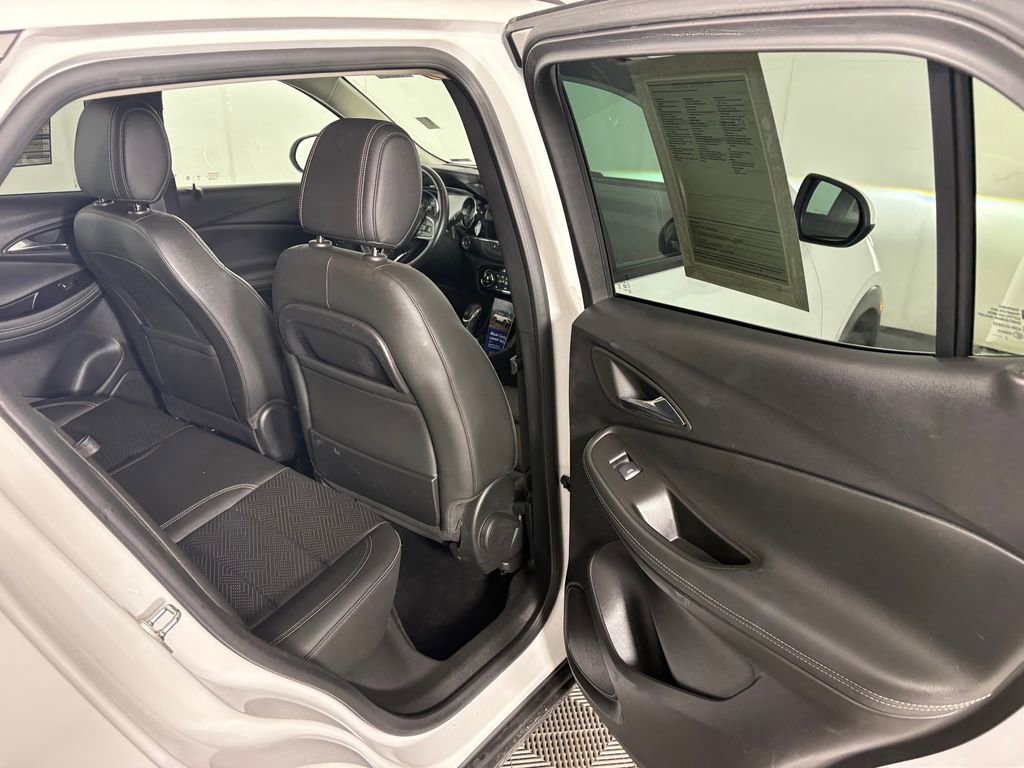 Used 2023 Buick Encore GX Essence w/ Advanced Technology Package AWD/4WD image 32