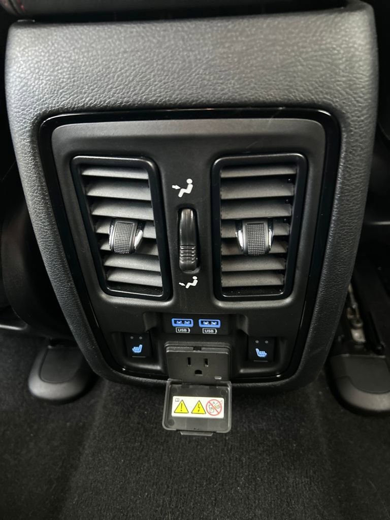 Used 2024 Dodge Durango GT image 18