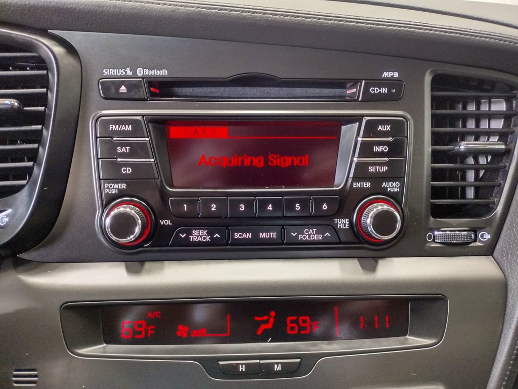 Used 2012 Kia Optima EX FWD image 29