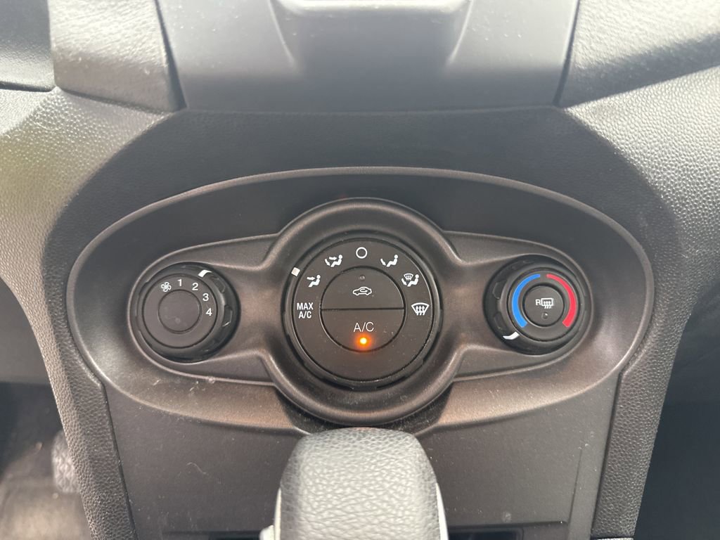 Used 2016 Ford Fiesta S image 18