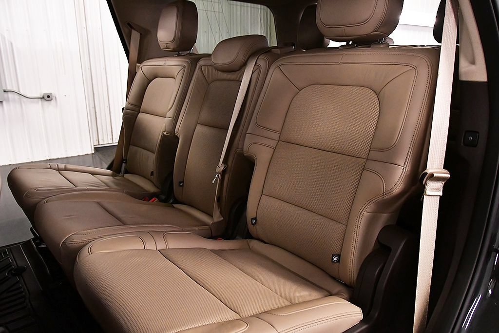 Used 2024 Lincoln Navigator Reserve AWD/4WD image 30