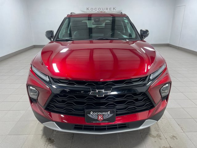 Used 2023 Chevrolet Blazer LT w/ Midnight/Sport Edition image 2