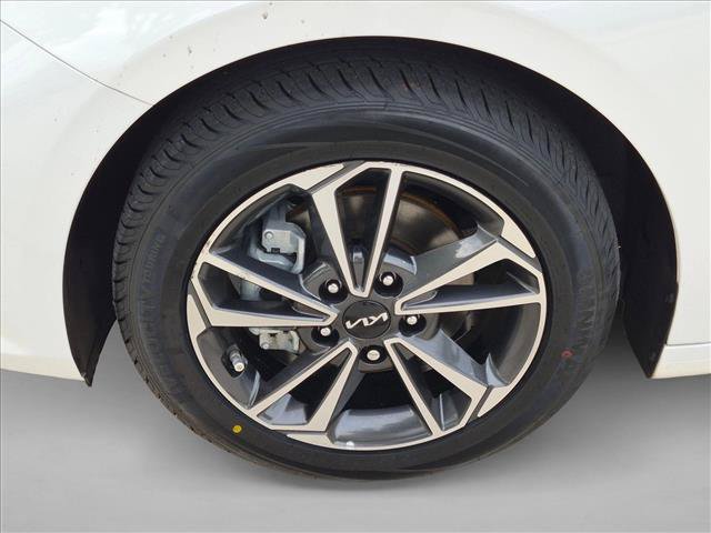 Used 2023 Kia Forte LXS w/ LXS Technology Package FWD image 21
