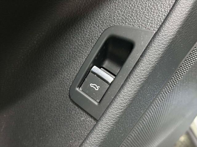 Used 2023 Audi Q7 3.0T Premium AWD/4WD image 19