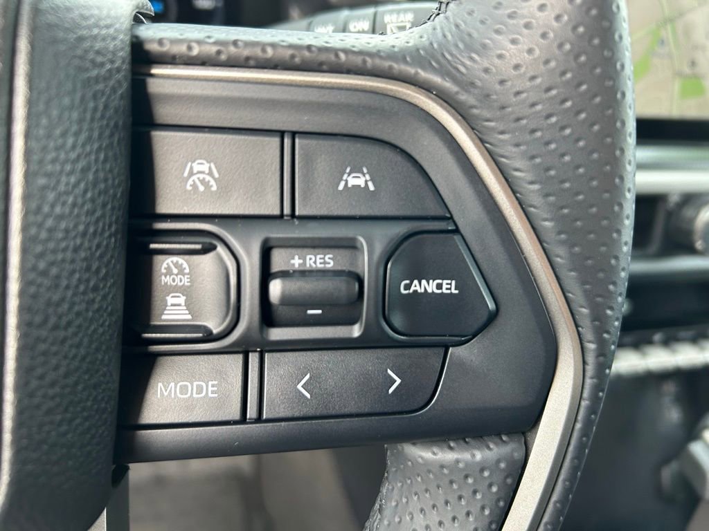 Used 2025 Toyota 4Runner Limited w/ Tow Technology Package image 23