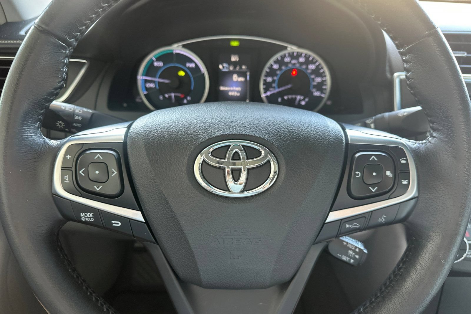 Used 2016 Toyota Camry XLE w/ Moonroof Package FWD image 25