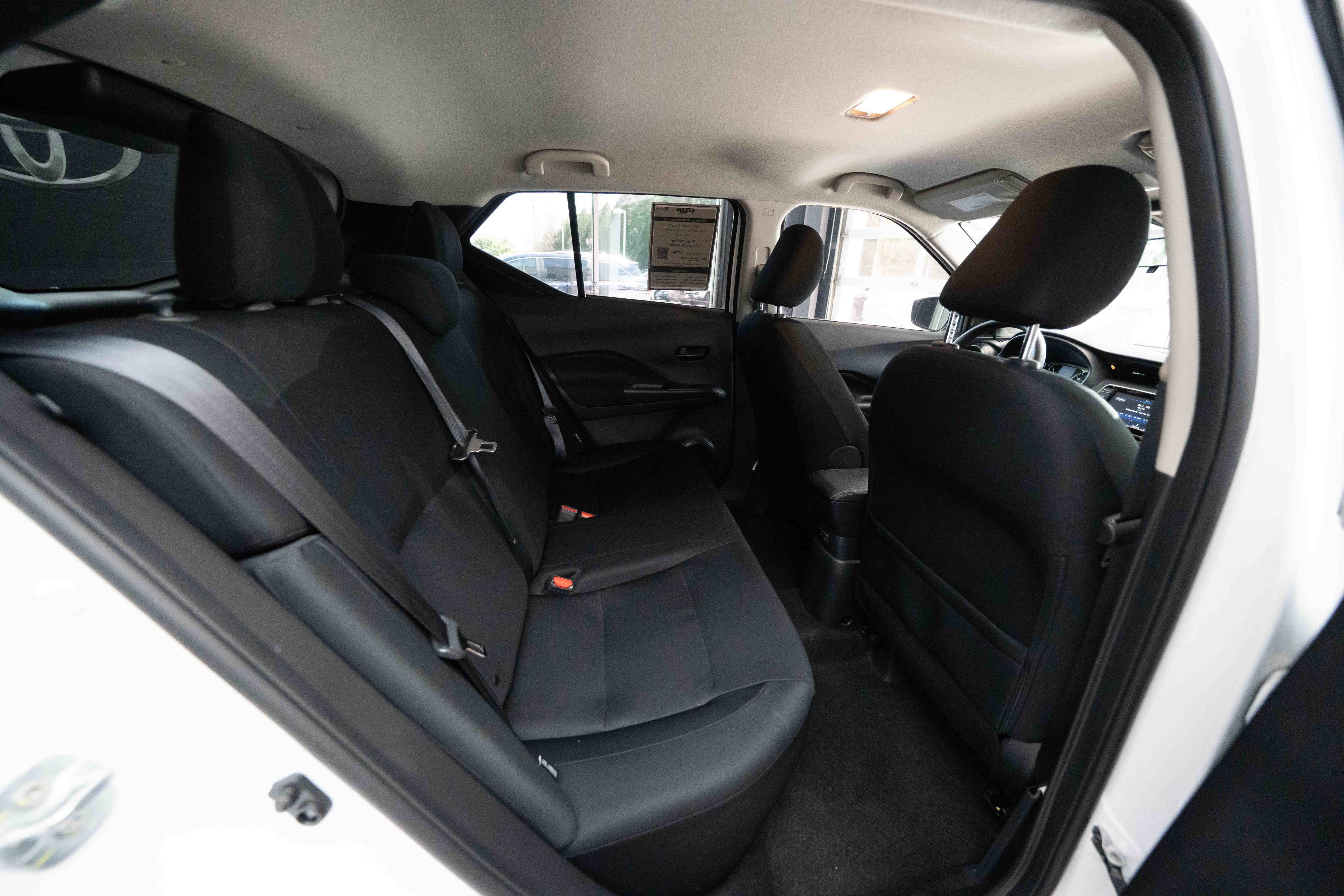 Used 2023 Nissan Kicks S image 24