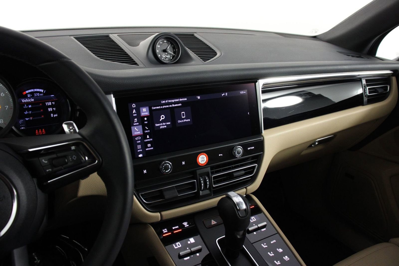 Certified 2025 Porsche Macan S image 13