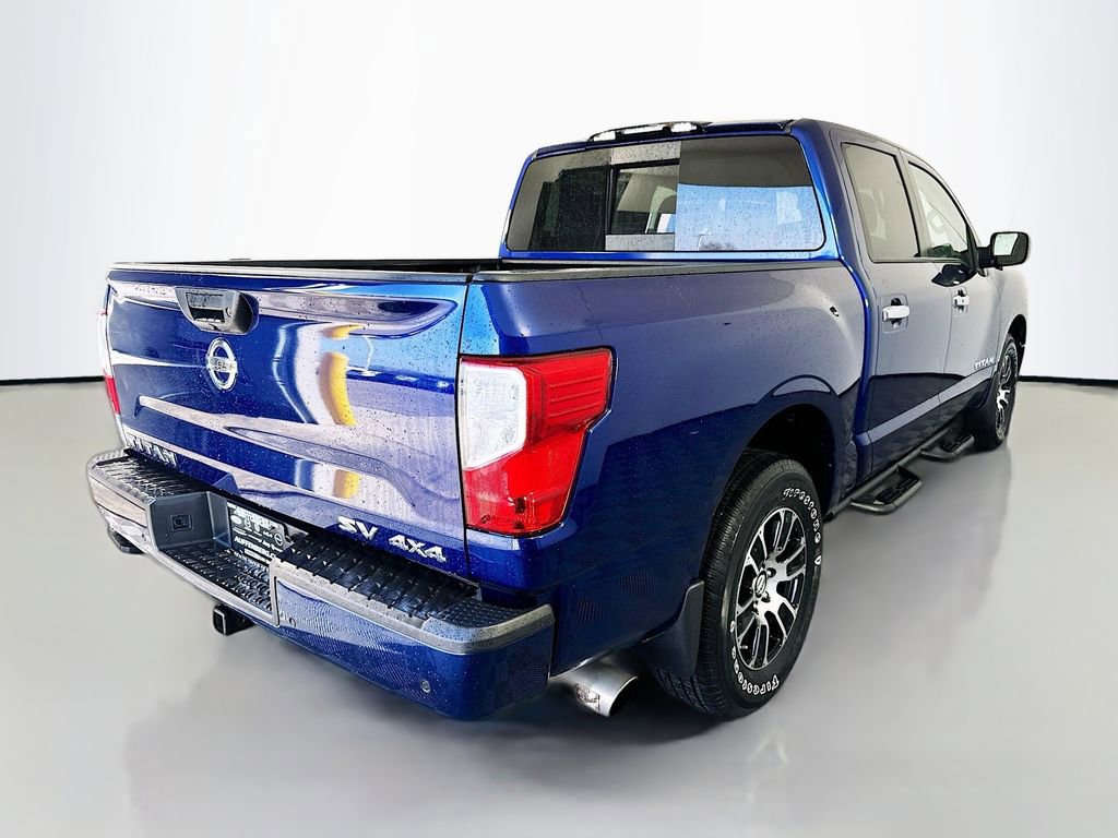 Used 2021 Nissan Titan SV w/ SV Convenience Package image 7