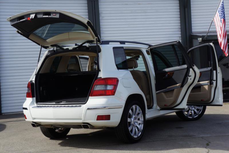 Used 2011 Mercedes-Benz GLK 350 2WD image 15