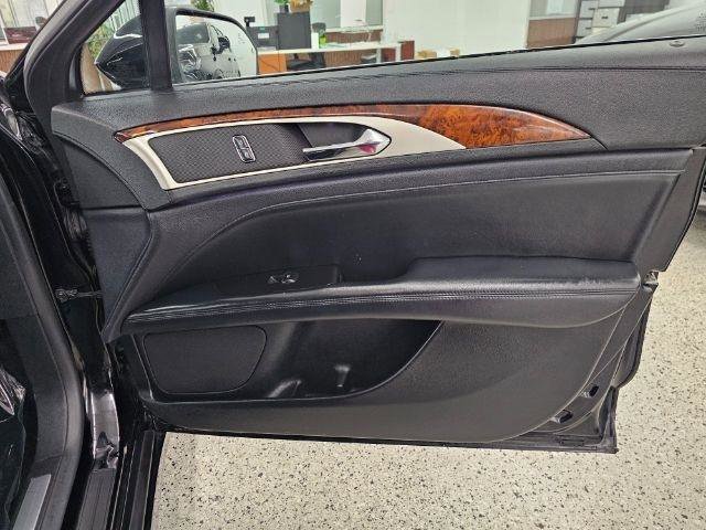 Used 2017 Lincoln MKZ Reserve w/ Climate Package image 28
