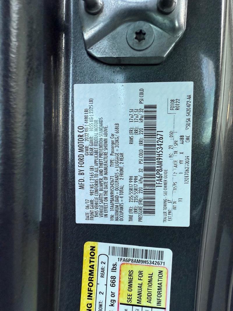 Used 2017 Ford Mustang Coupe RWD image 25