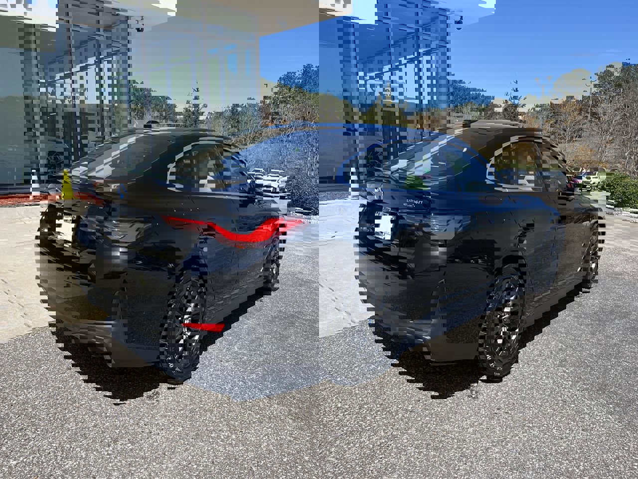 Used 2026 BMW i4 eDrive40 w/ Premium Package image 8