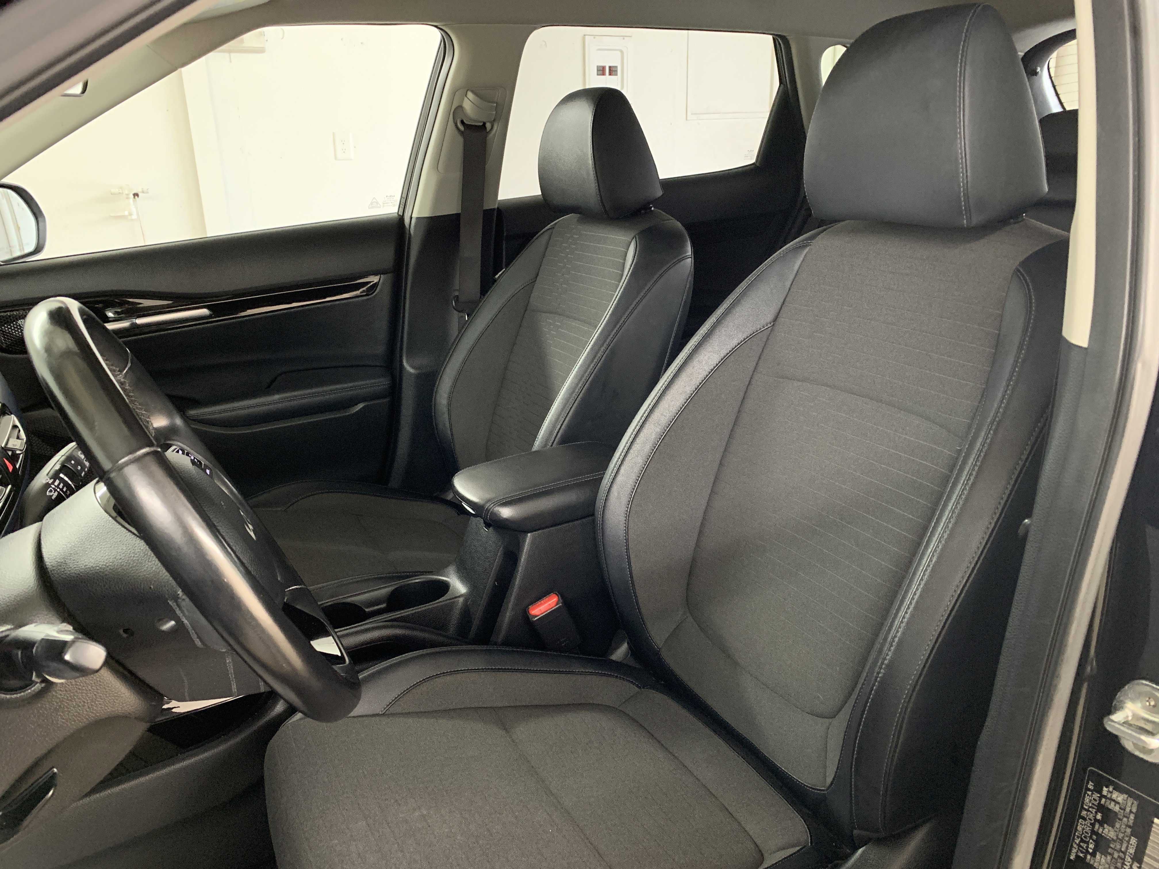 Used 2023 Kia Seltos S image 14