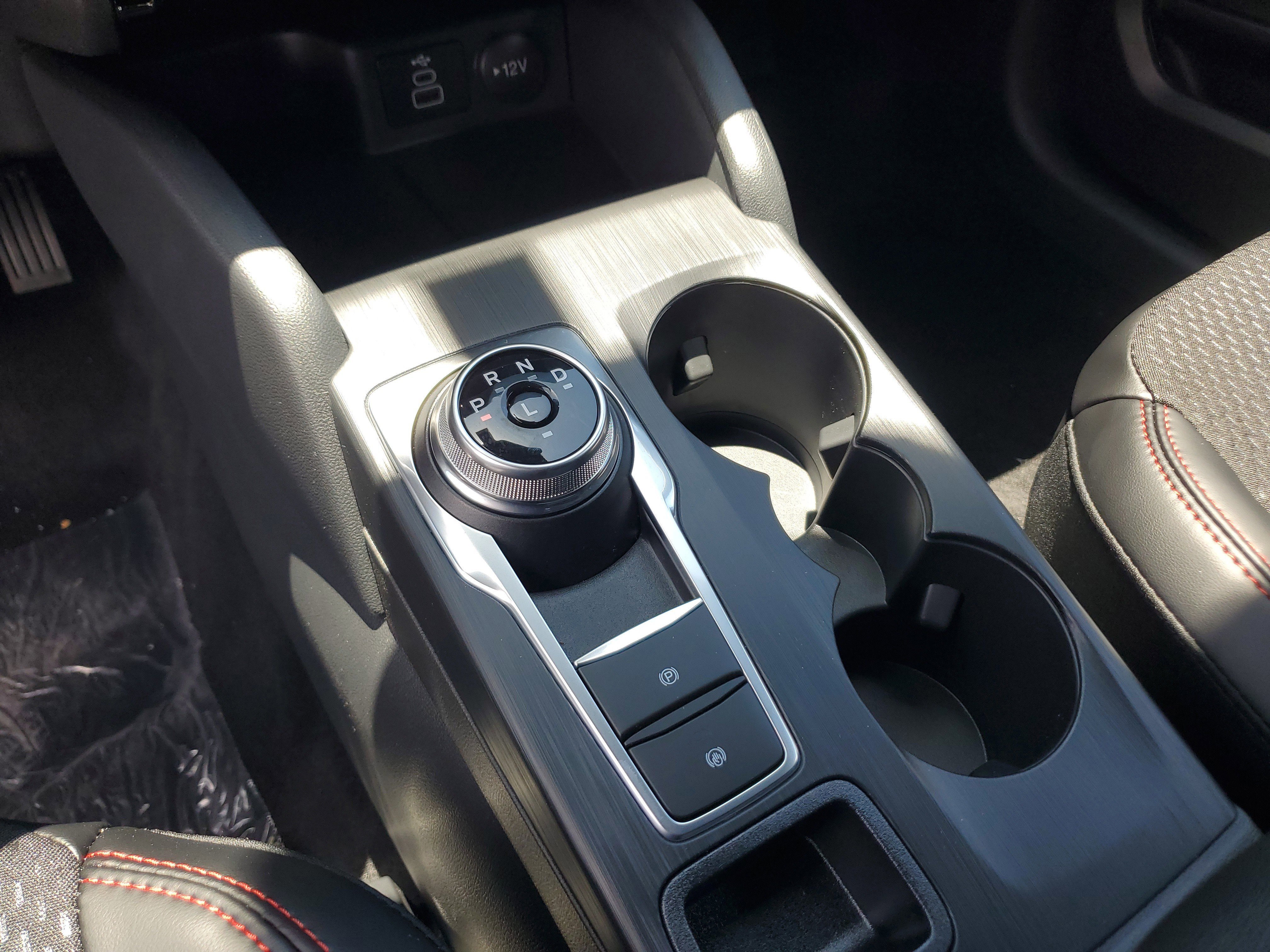 New 2025 Ford Escape ST-Line w/ Equipment Group 301A image 18