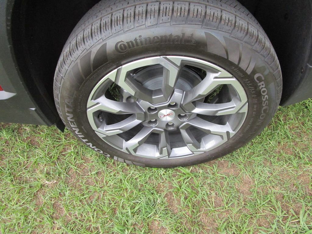New 2026 GMC Terrain Elevation w/ Elevation Premium Package FWD image 40