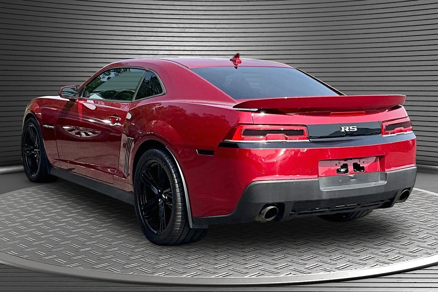 Used 2015 Chevrolet Camaro LT w/ RS Package RWD image 4