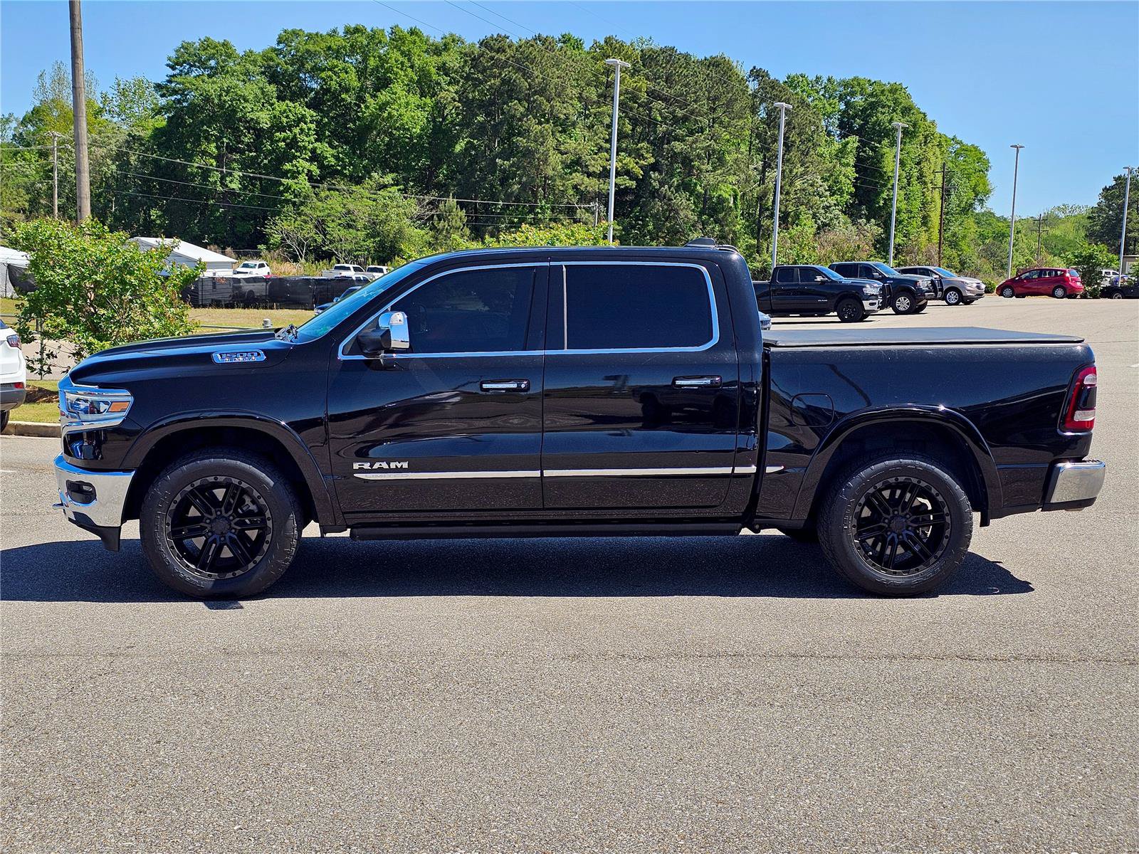Used 2019 RAM 1500 Limited AWD/4WD image 15