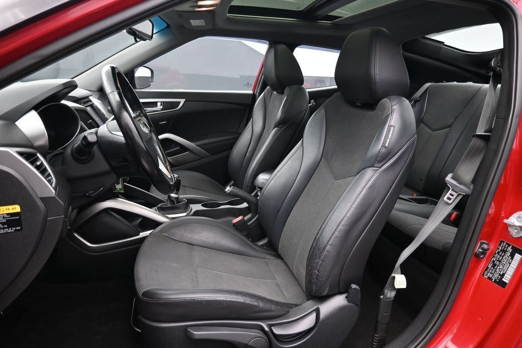 Used 2014 Hyundai Veloster w/ Style Package 02 FWD image 10