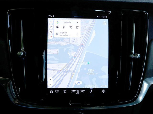 Used 2024 Volvo S90 B6 Plus image 19