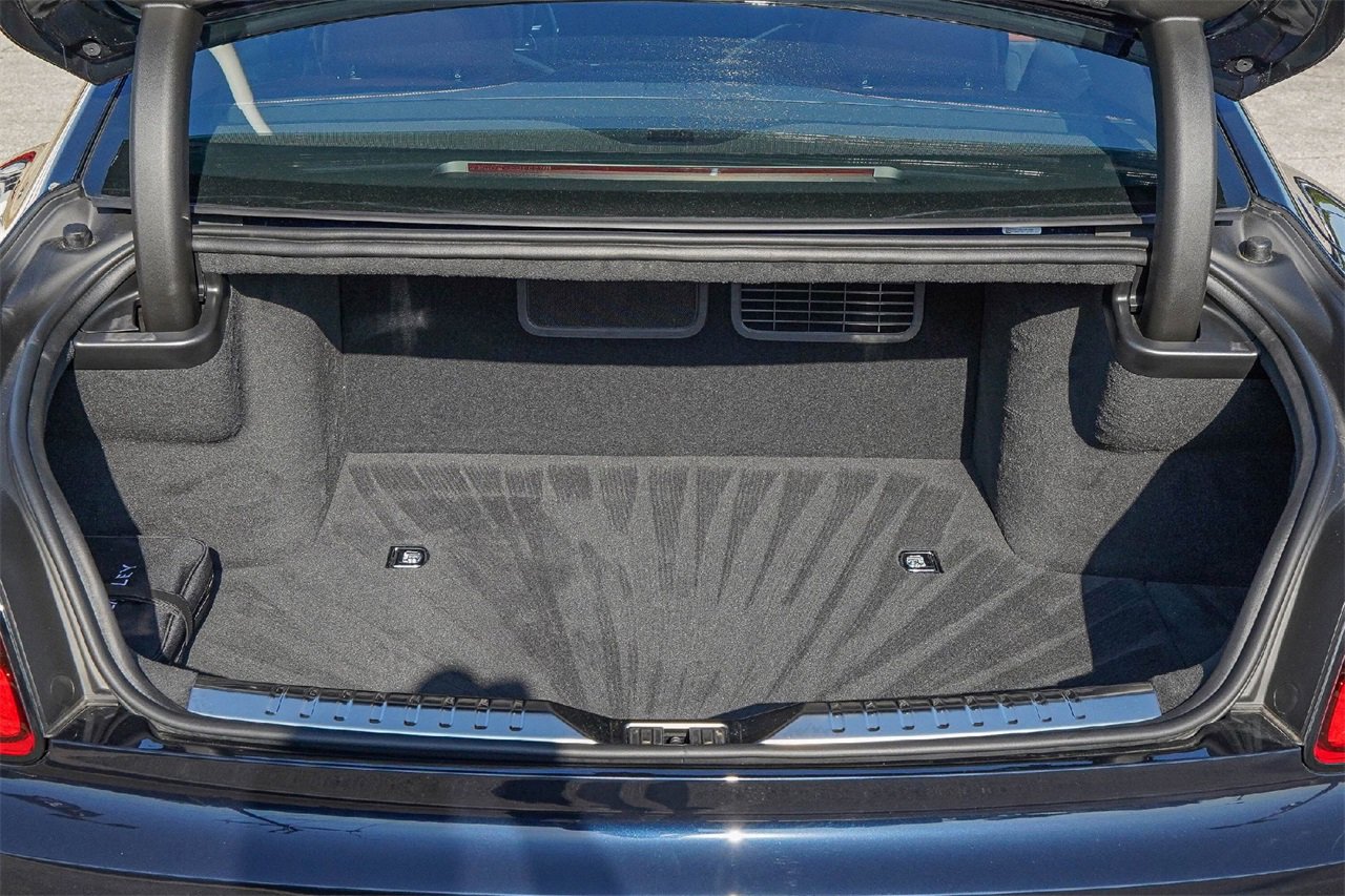 New 2026 Bentley Flying Spur Plug-In Hybrid image 40