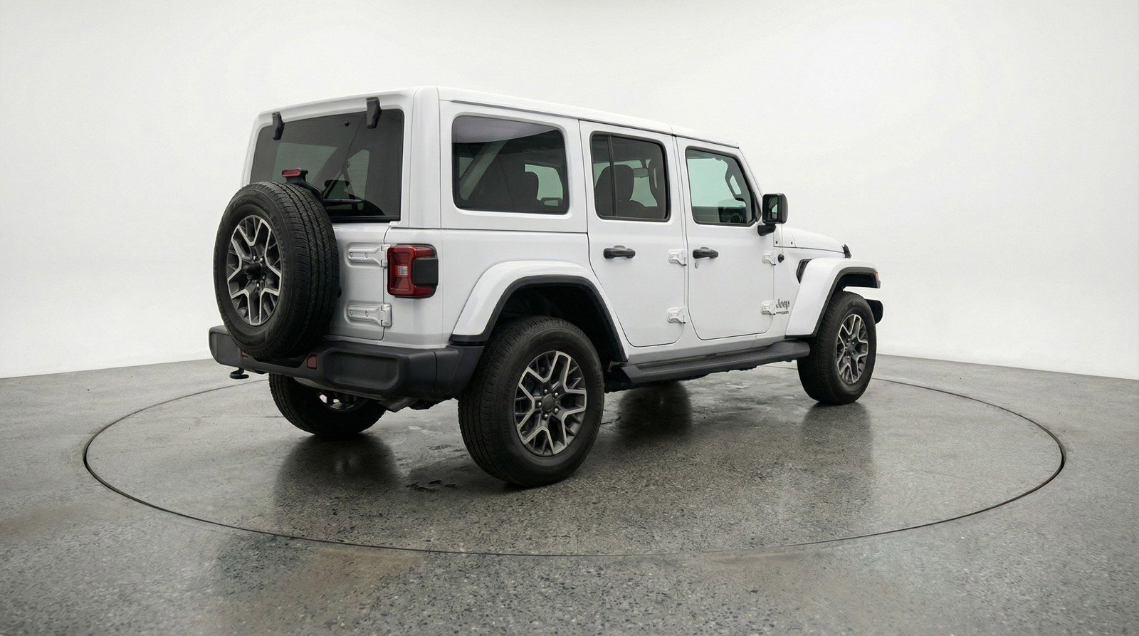 Used 2025 Jeep Wrangler Sahara AWD/4WD image 9