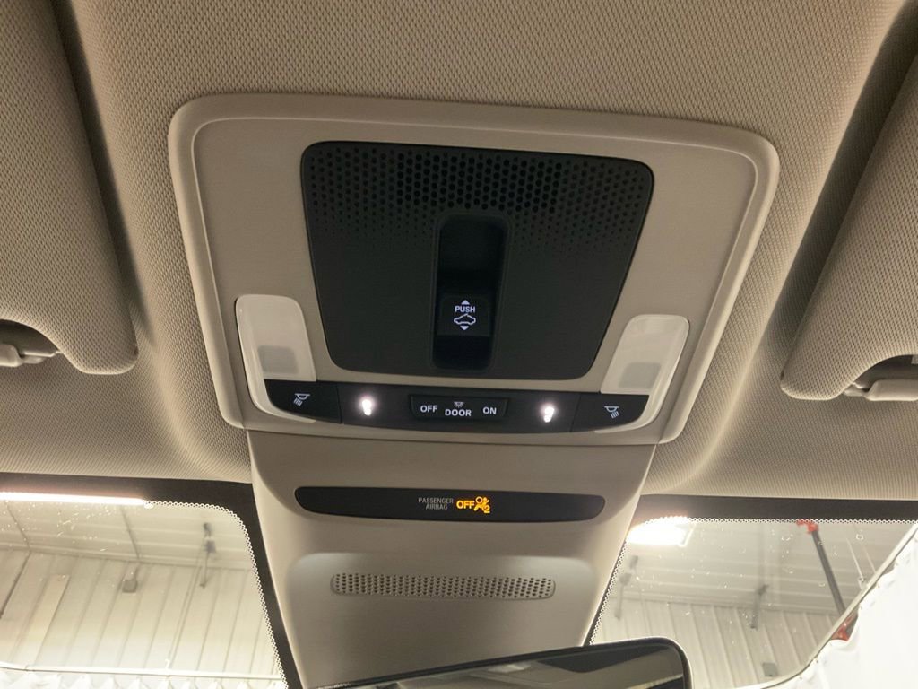 Used 2025 Honda HR-V EX-L image 28