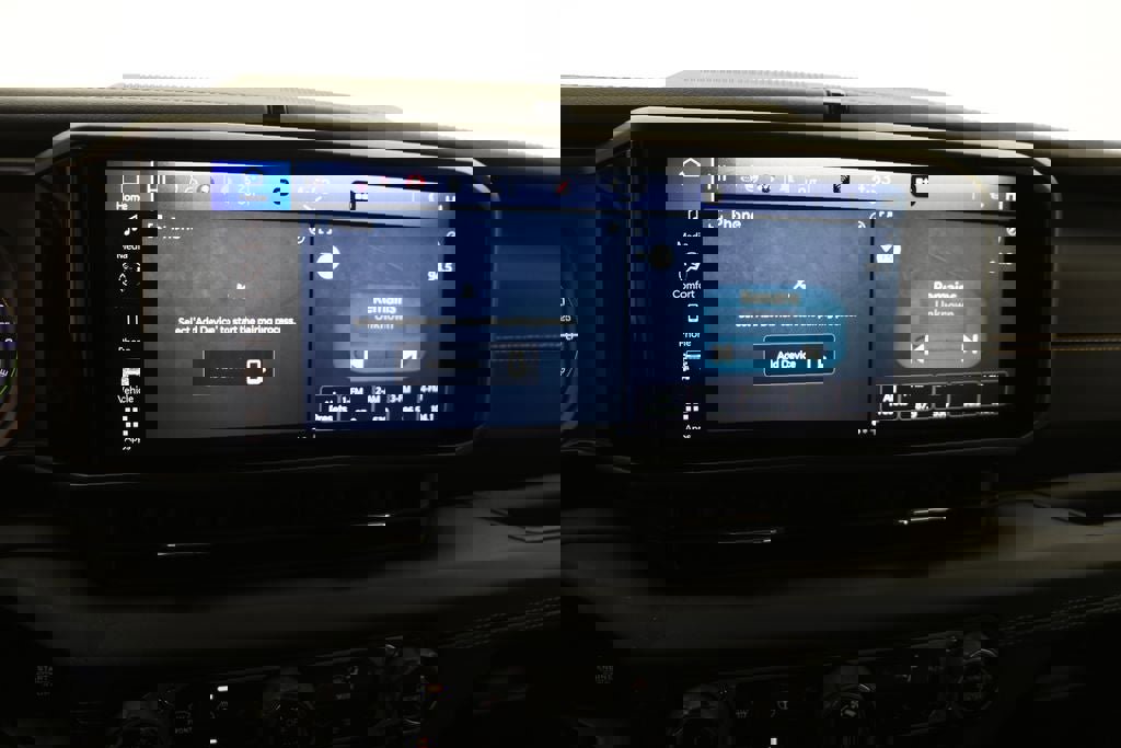 Used 2024 Jeep Wrangler Unlimited Sahara image 21