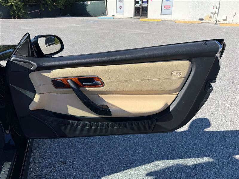 Used 2003 Mercedes-Benz SLK 320 image 13