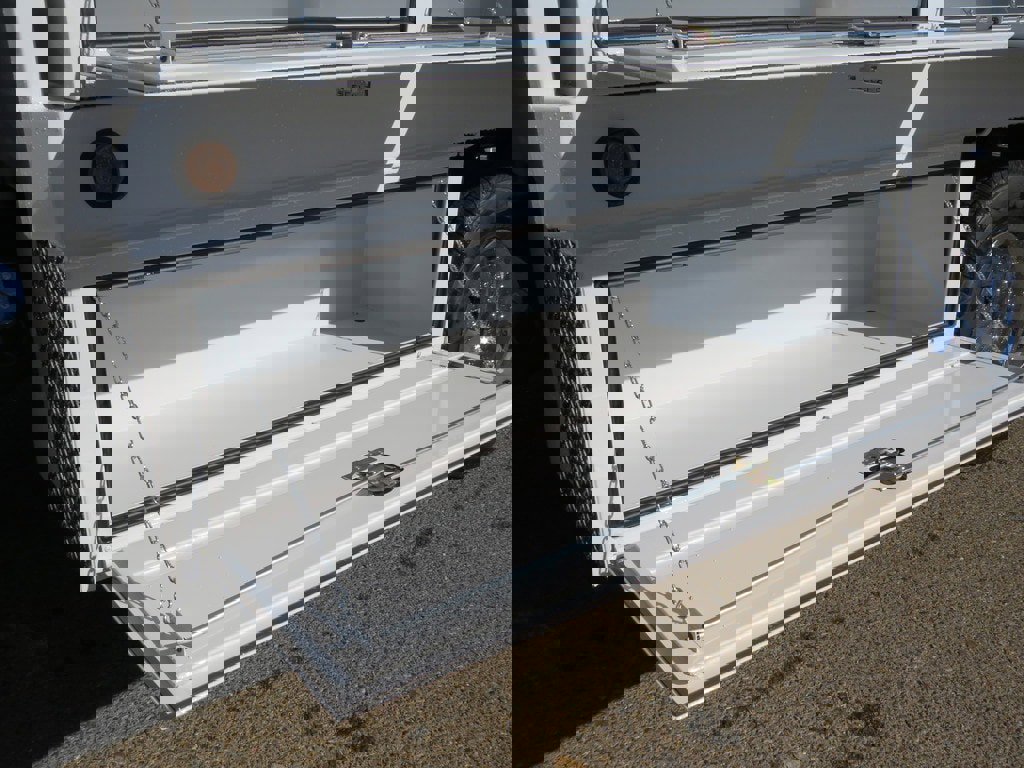 New 2024 RAM 3500 Tradesman image 10