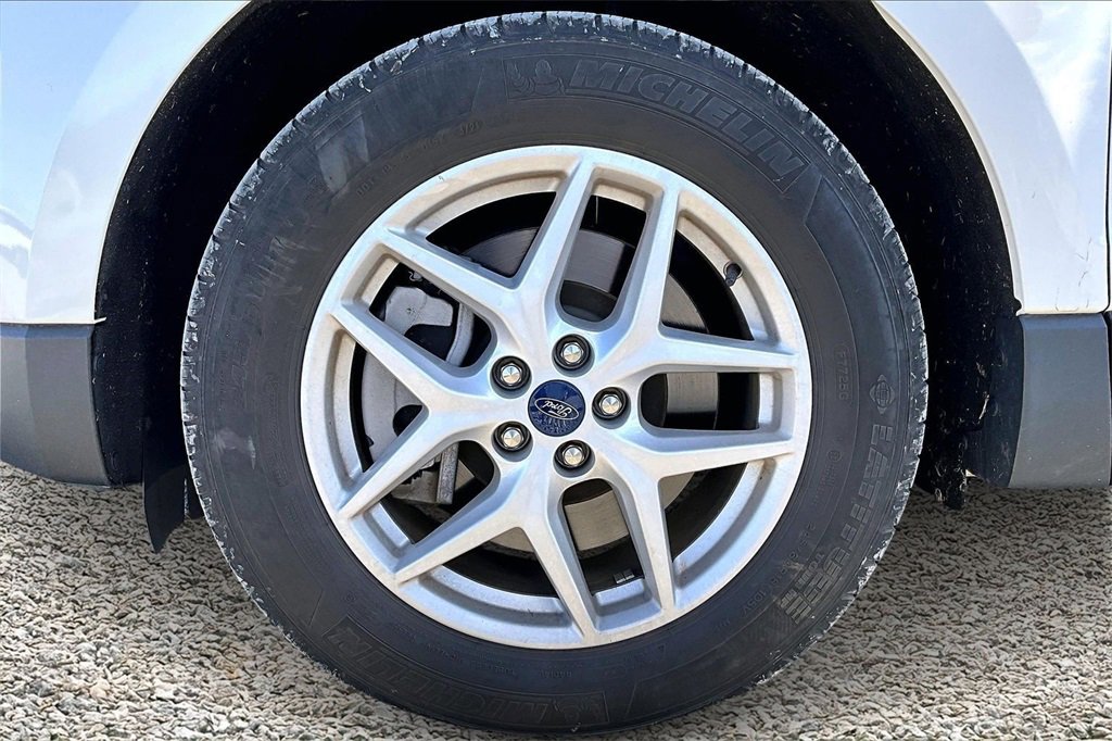 Used 2022 Ford Edge SEL w/ Convenience Package image 8