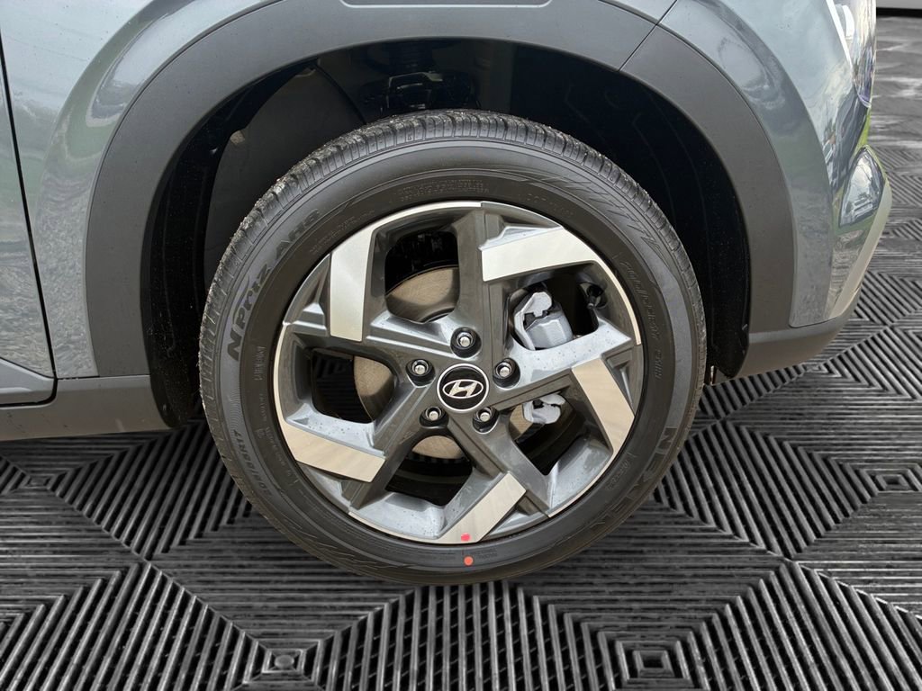 New 2026 Hyundai Venue SEL FWD image 17