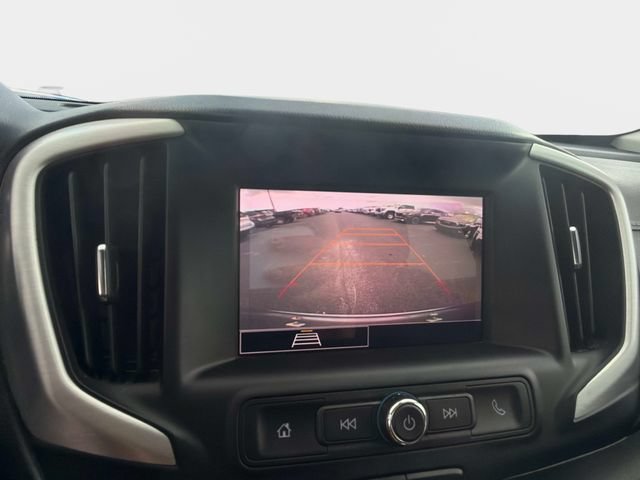 Used 2024 GMC Terrain SLE FWD image 18