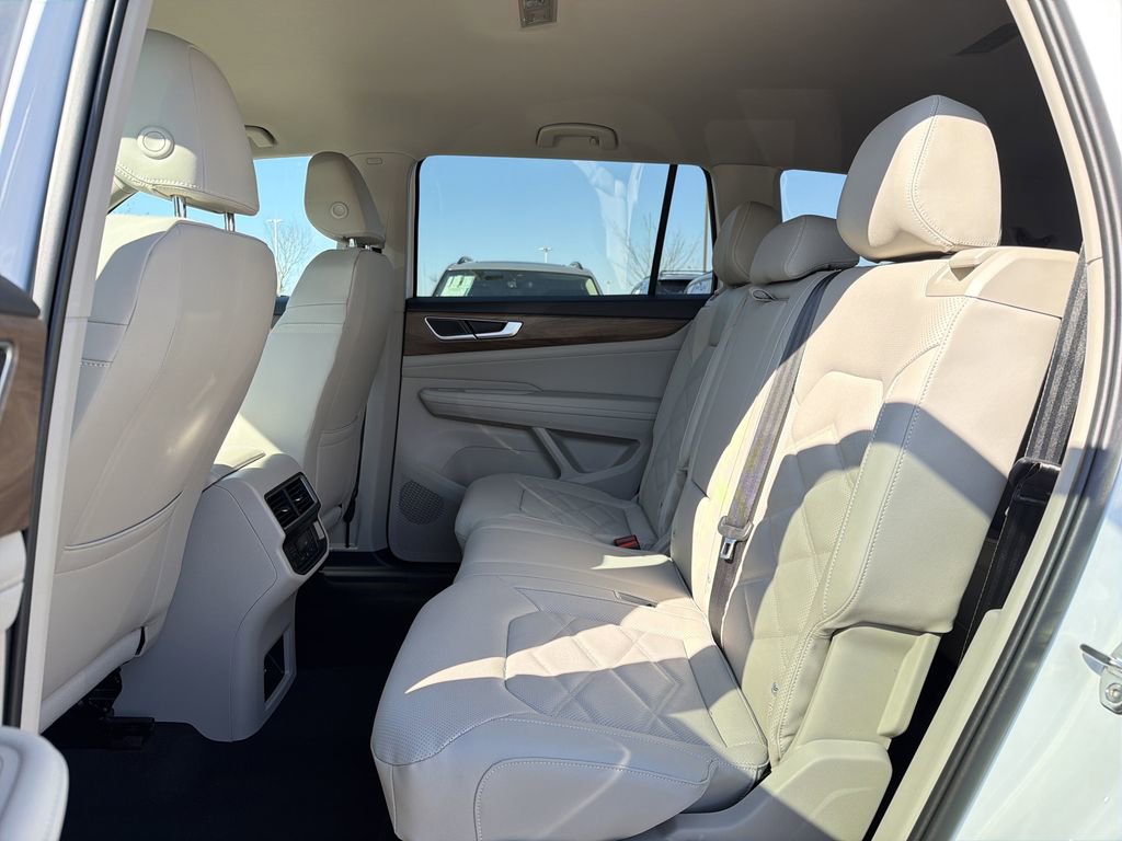 New 2026 Volkswagen Atlas SE image 14