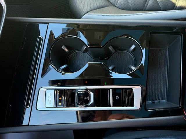 Certified 2025 Volkswagen Atlas Peak Edition SE image 31