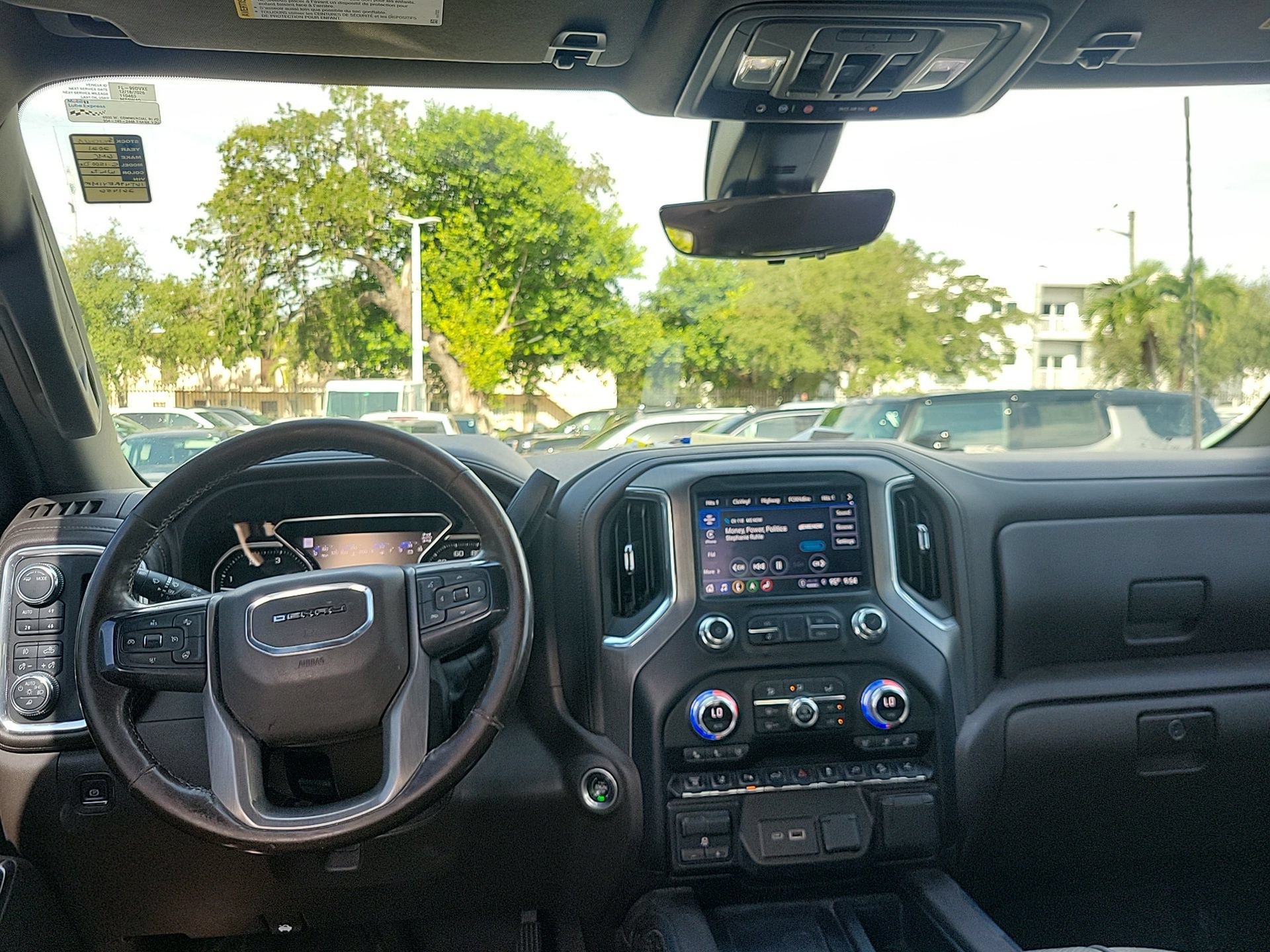 Used 2021 GMC Sierra 2500 Denali w/ Denali Ultimate Package AWD/4WD image 17