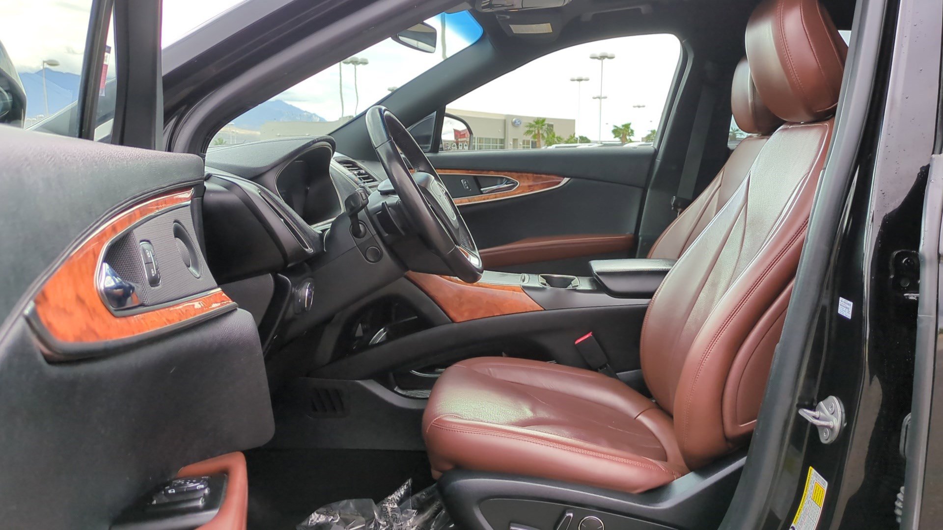 Used 2020 Lincoln Nautilus Reserve image 15