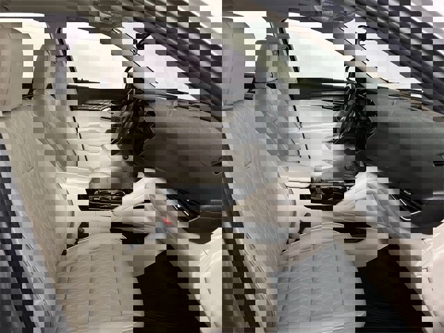 Used 2023 Buick Envision Avenir image 29