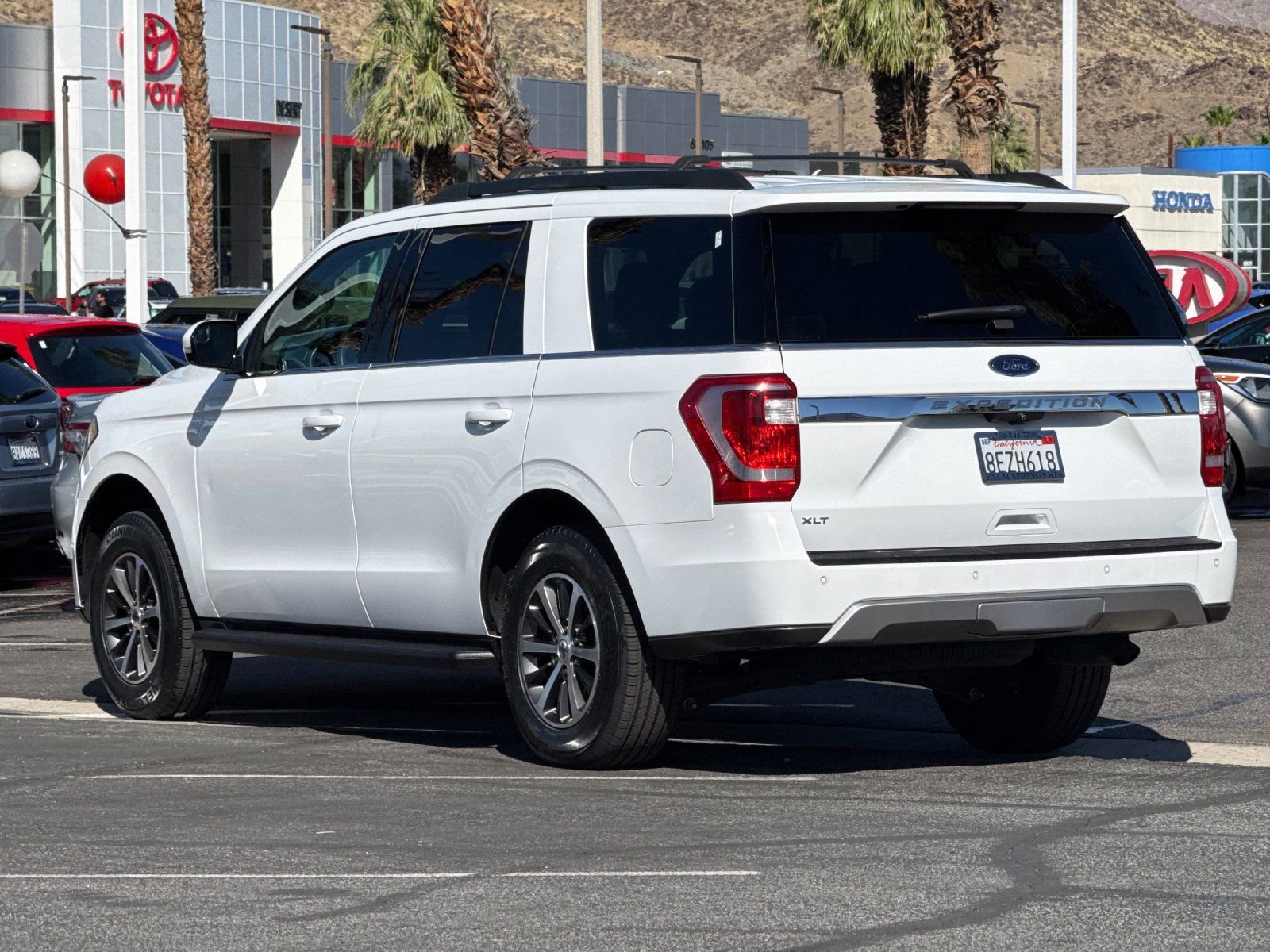 Used 2018 Ford Expedition XLT w/ Equipment Group 201A RWD image 5