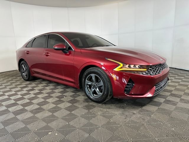 Used 2021 Kia K5 LX image 2